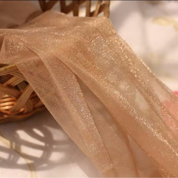 ✨SHIMMERING GLISTENING STOCKINGS PANTYHOSE NYLONS AVAILABLE IN 2 COLORS-NEW - Picture 5 of 6